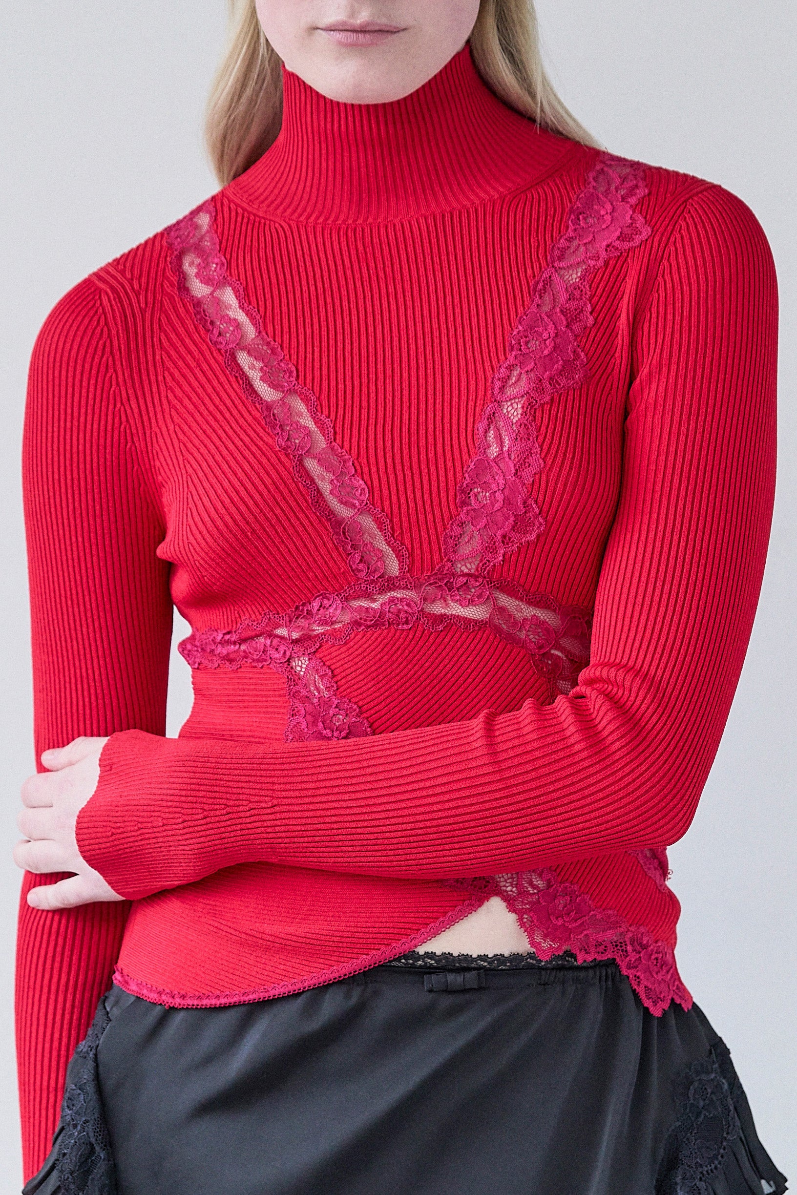 KNITWEAR