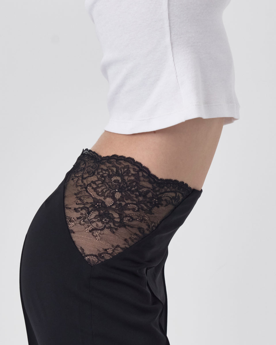 FLARED LEG LEGGINGS WITH LACE HIP CUTOUT