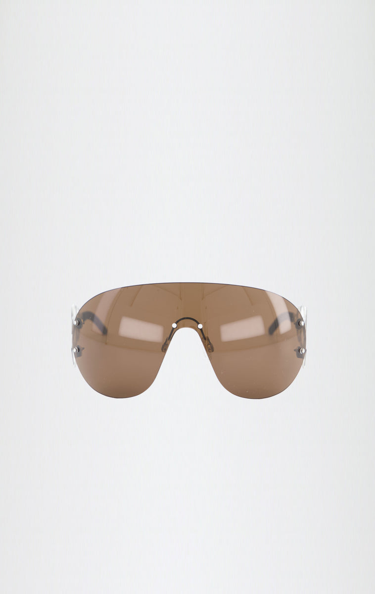 SUNGLASSES WITH SQUIGGLY FRAMES IN COLLABORATION WITH TD KENT