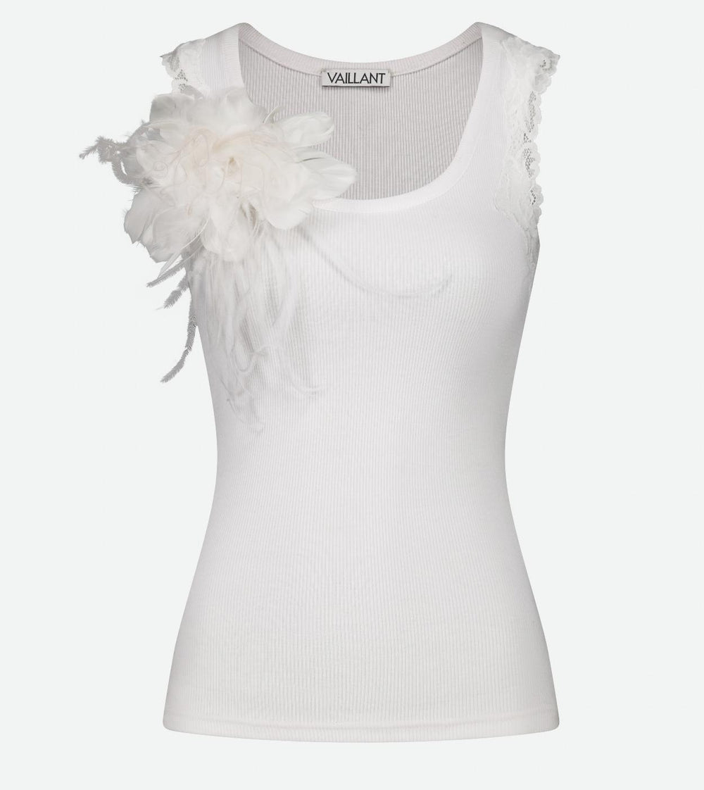 TANK TOP W/ FEATHER BROACH & LACE NECKLINE DETAILS