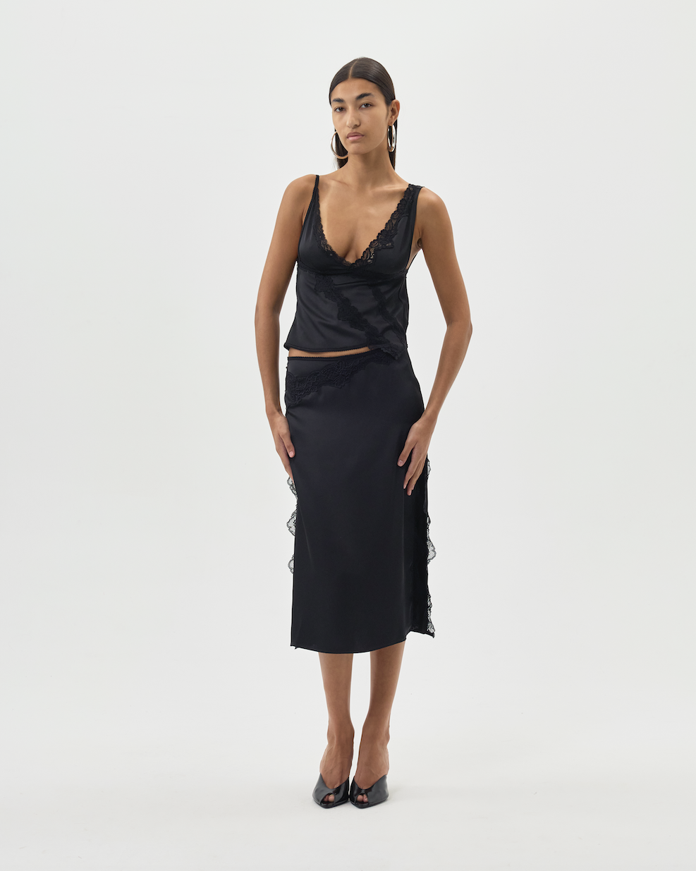 ATTITUDE MIDI SKIRT