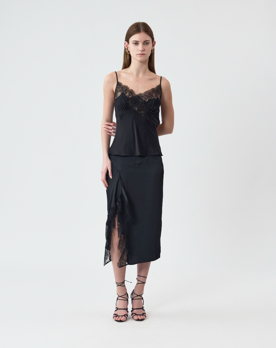 SIGNATURE LACE SKIRT