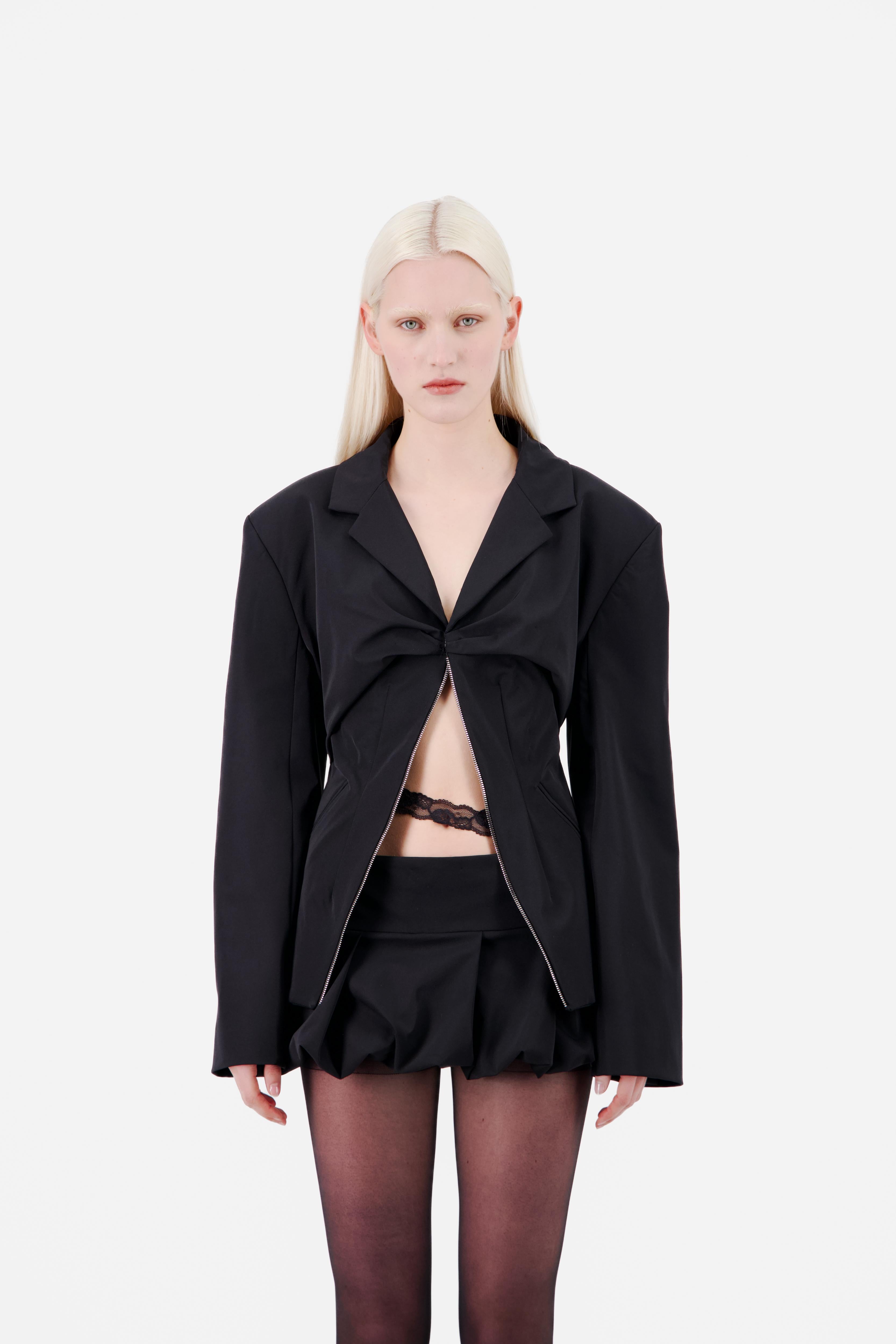 TAILORED JACKET W/ FRONT PLEATS AND ZIPPER DETAIL - Vaillant Studio