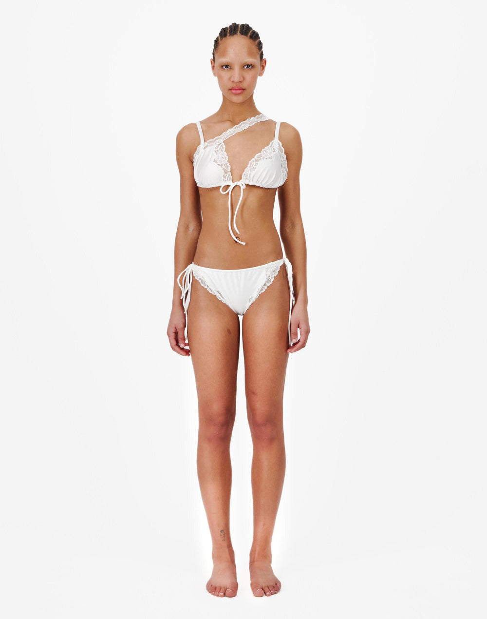 Gathered Hem Bikini Top With Tied Front