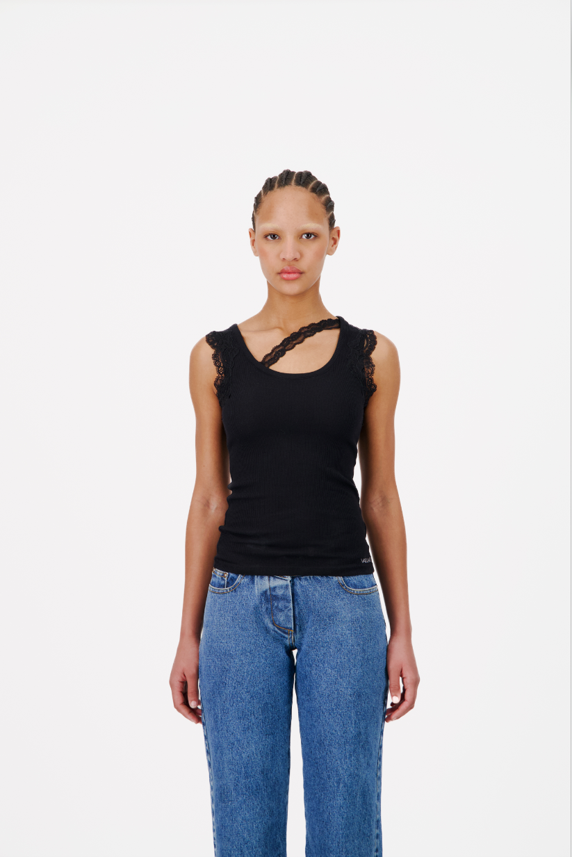 RIBBED TANK TOP WITH LACE TRIM NECKLINE